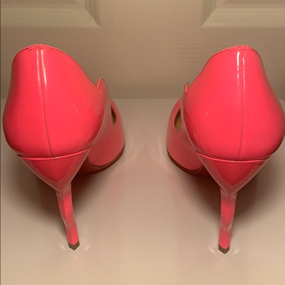 HOT PINK Louboutin Heels - Picture 3 of 16